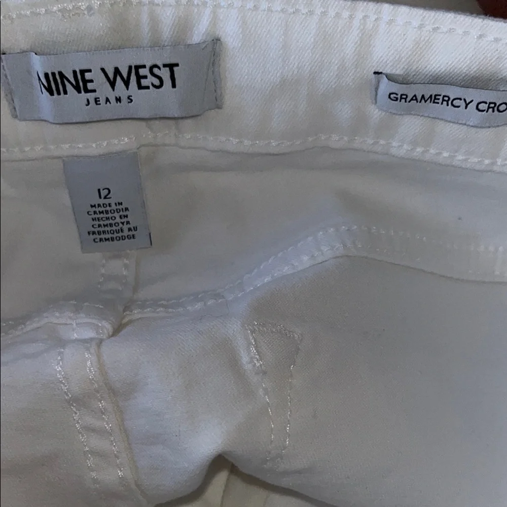 Nine West Gramercy Women's White Ankle Crop Jeans - Picture 4 of 5